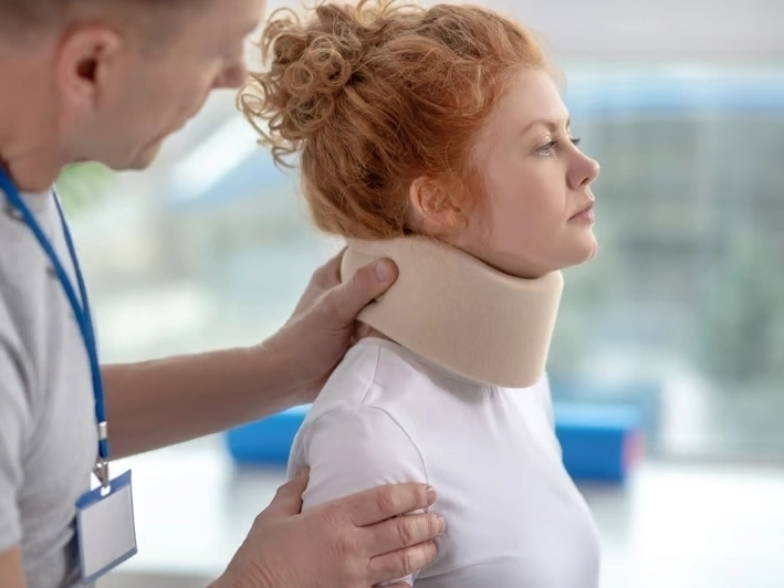 Professional Whiplash Injury Treatment services by Arrowhead Clinic in Hinesville, GA — licensed Chiropractor provider